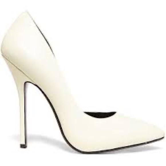 Steven by Steve Madden Newbee White Pumps - Picture 2 of 8